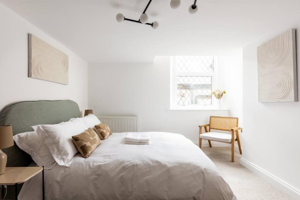 Luxe Design - Chic Cottage - Heart Of ロスベリー エクステリア 写真