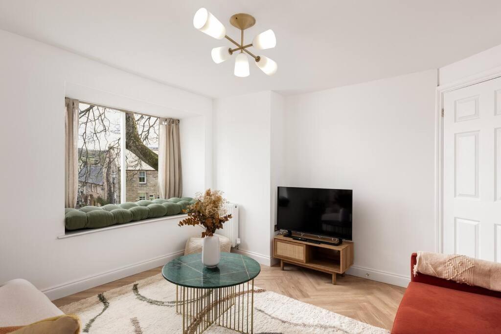 Luxe Design - Chic Cottage - Heart Of ロスベリー エクステリア 写真